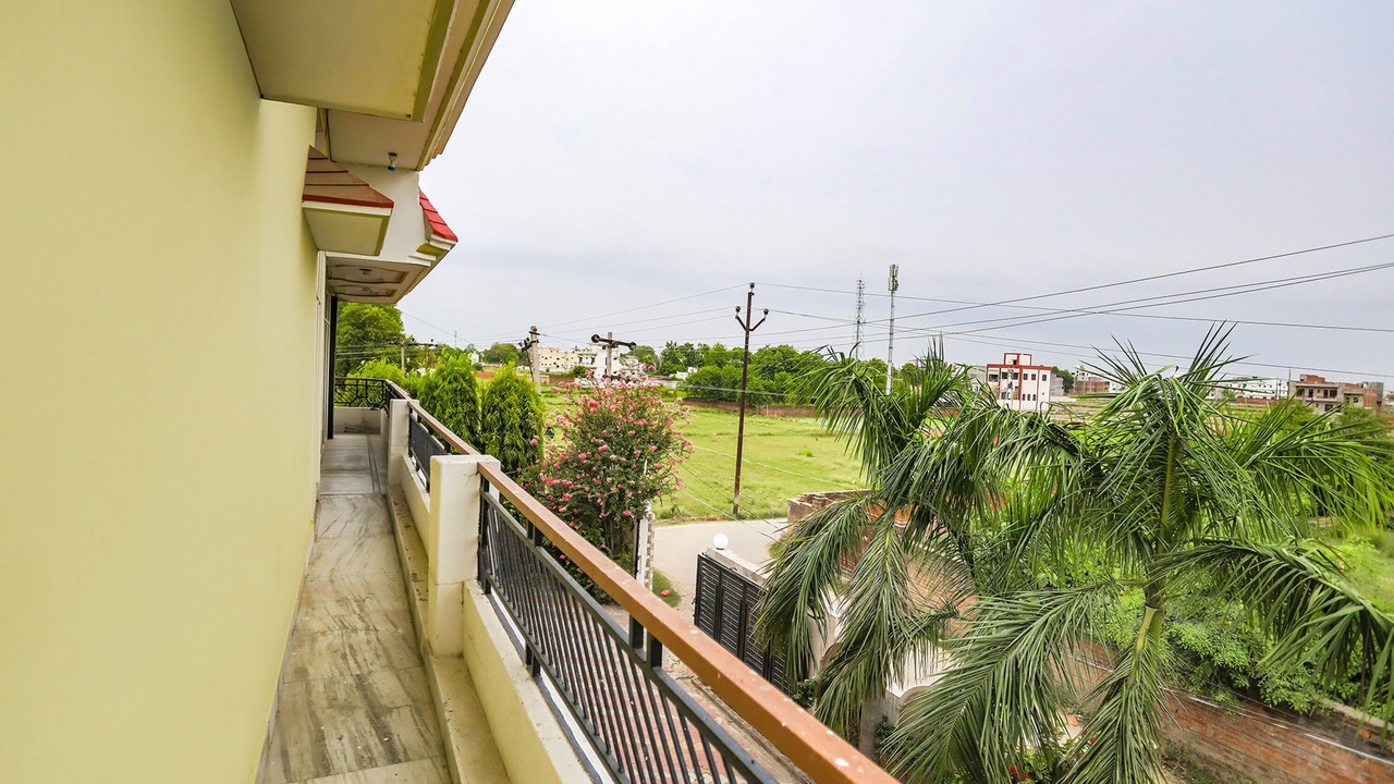 Photo of Patio Balcony in Varanasi