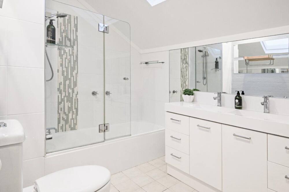 Photo of Bathroom in Killcare