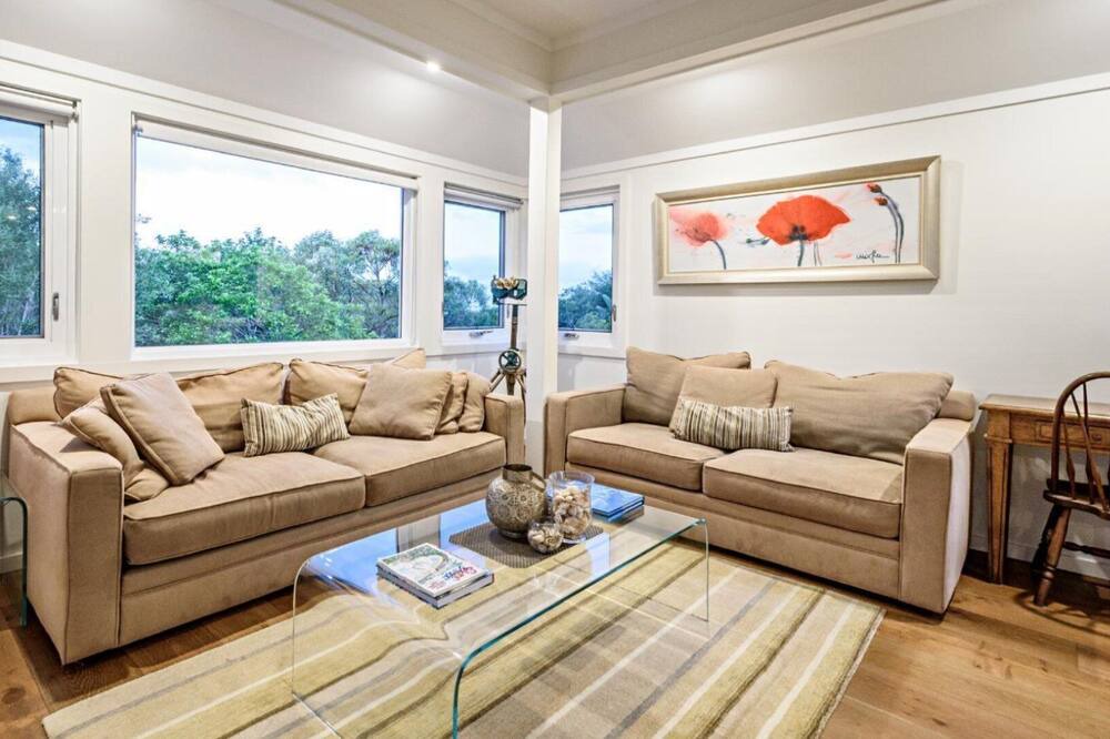 Photo of Livingroom in Killcare
