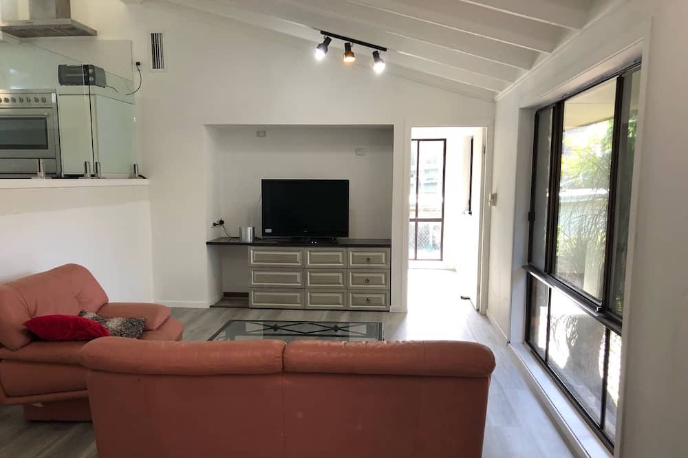 Photo of Livingroom in Chittaway Point
