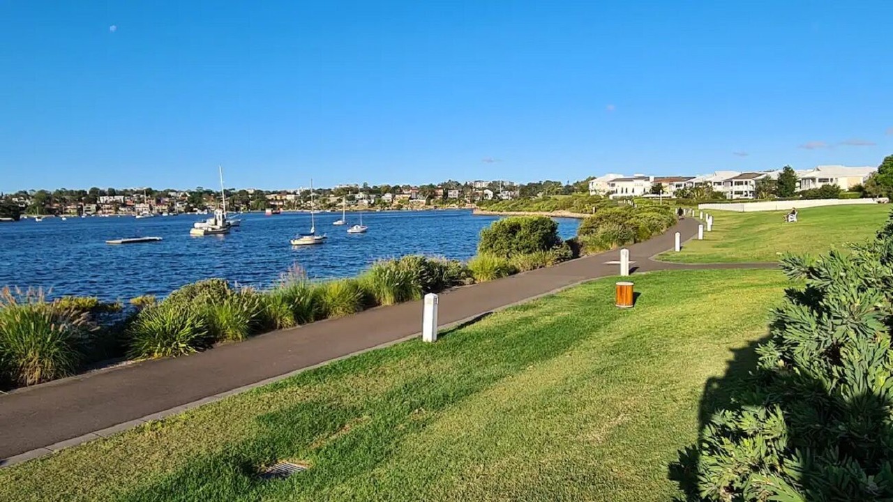 Photo of Outdoor in Mortlake