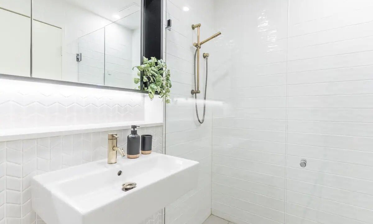 Photo of Bathroom in Mortlake