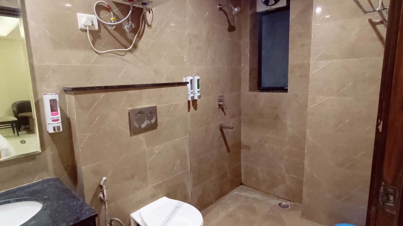 Photo of Bathroom in Mahipalpur