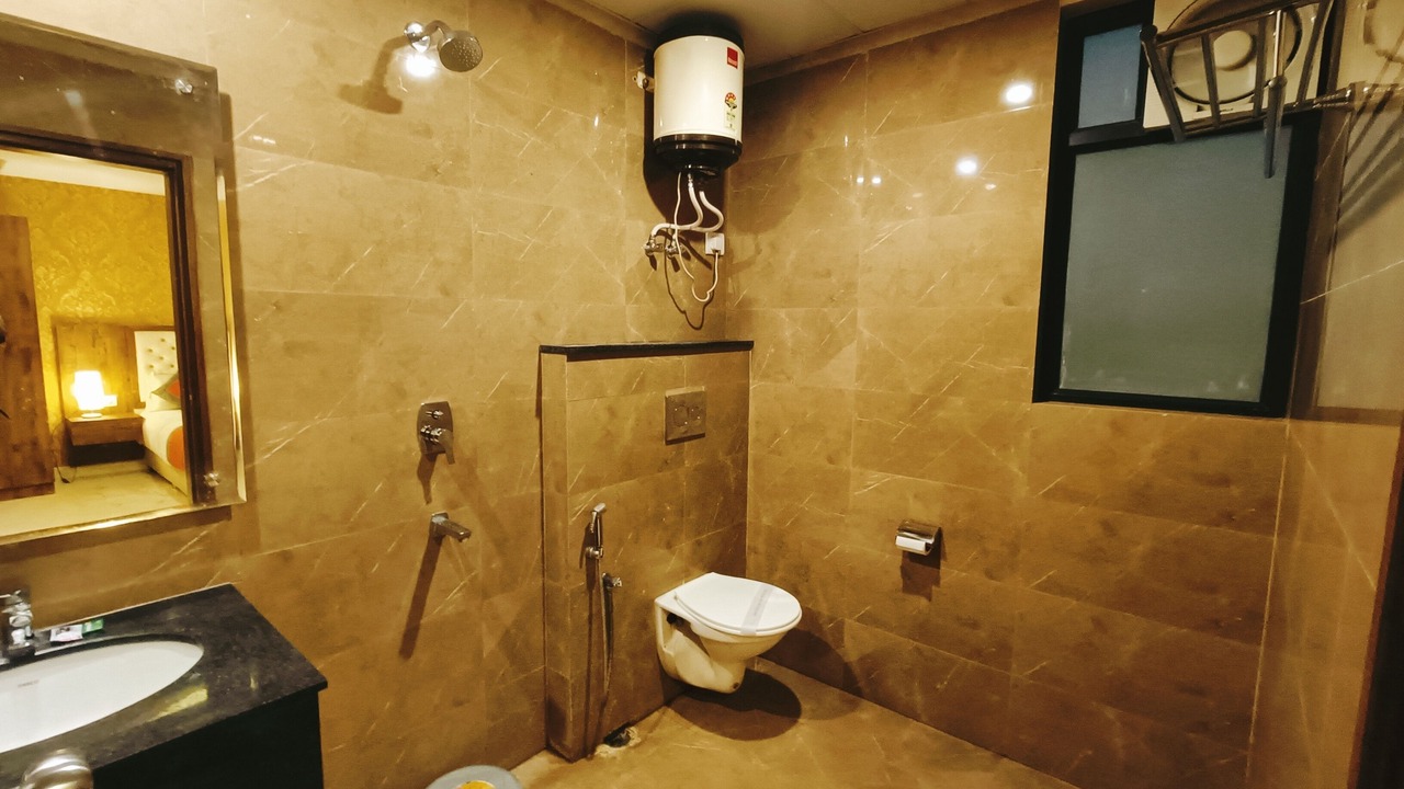 Photo of Bathroom in Mahipalpur