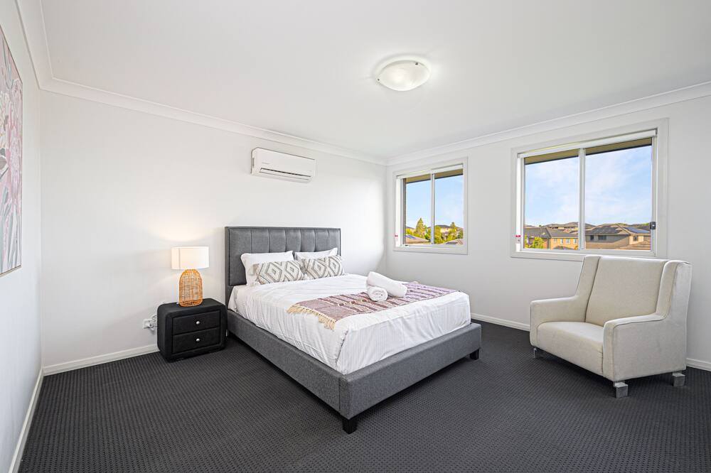 Photo of Bedroom in Colebee