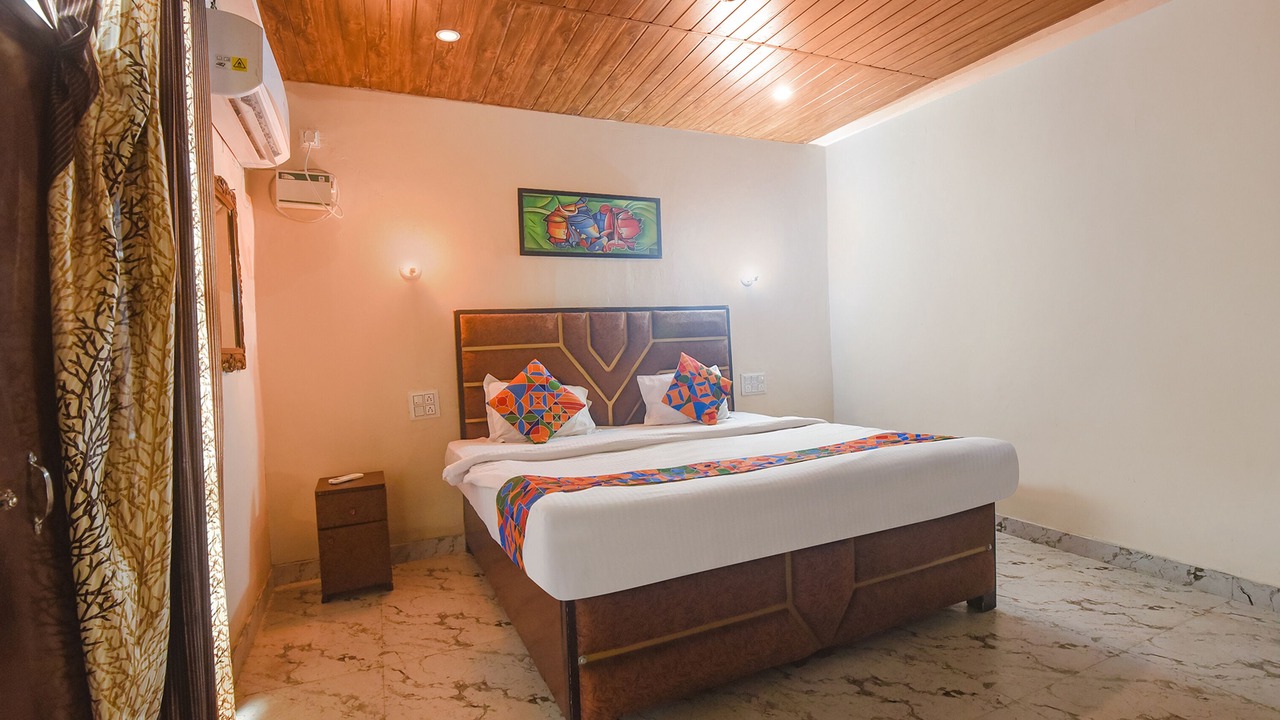 Photo of Bedroom in Candolim
