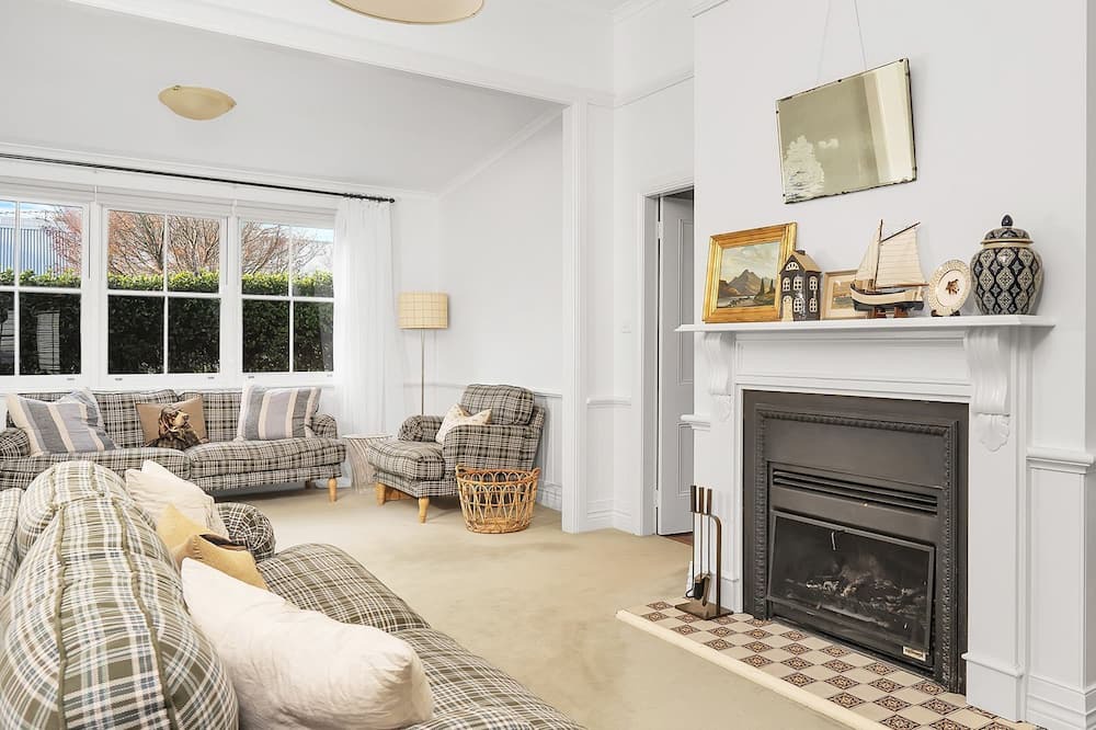 Photo of Livingroom in Burrawang