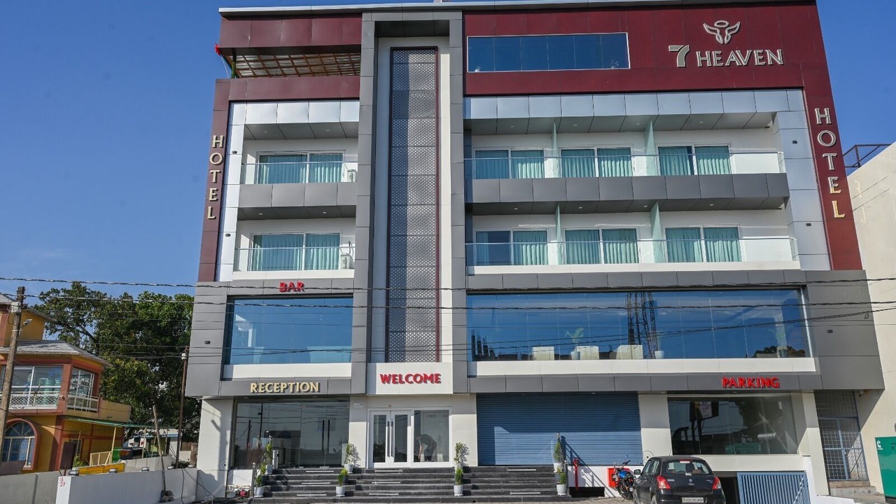 Photo of Outdoor in Geeta Nagar