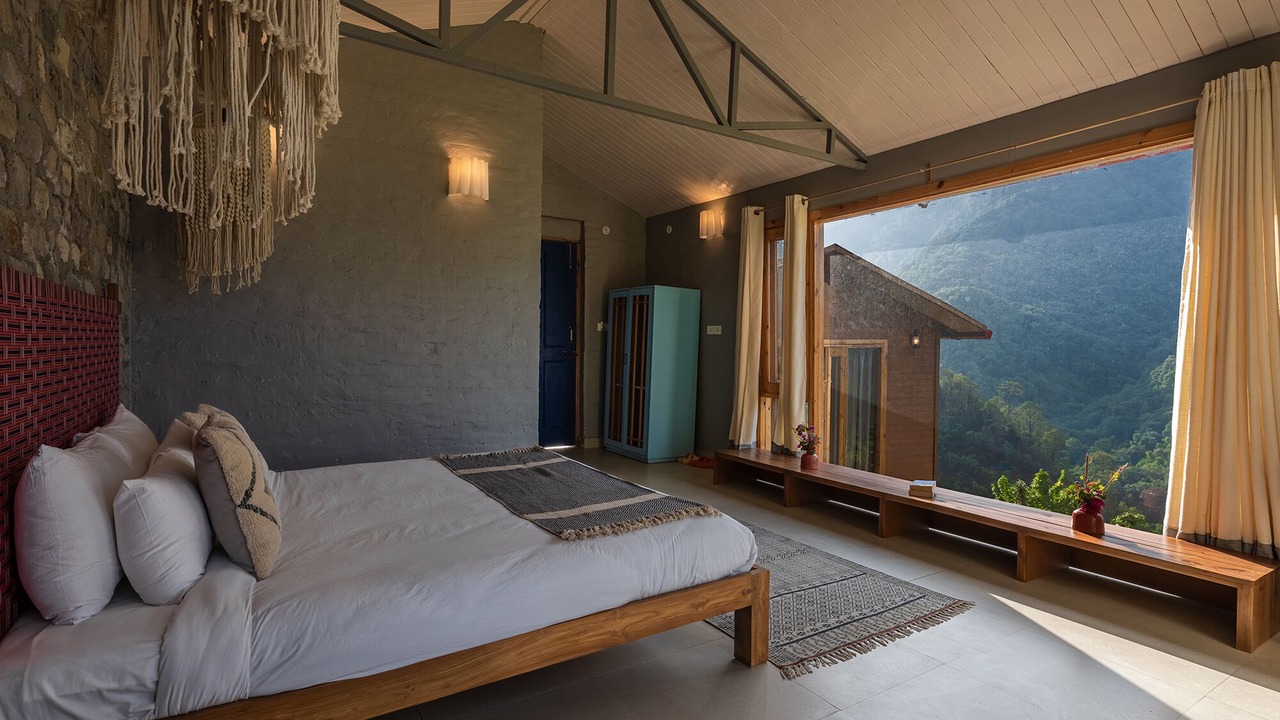 Photo of Bedroom in Naina Range