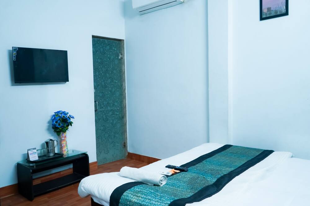 Photo of Bedroom in Sector 62
