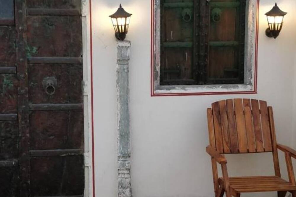 Photo of Outdoor in Pink City