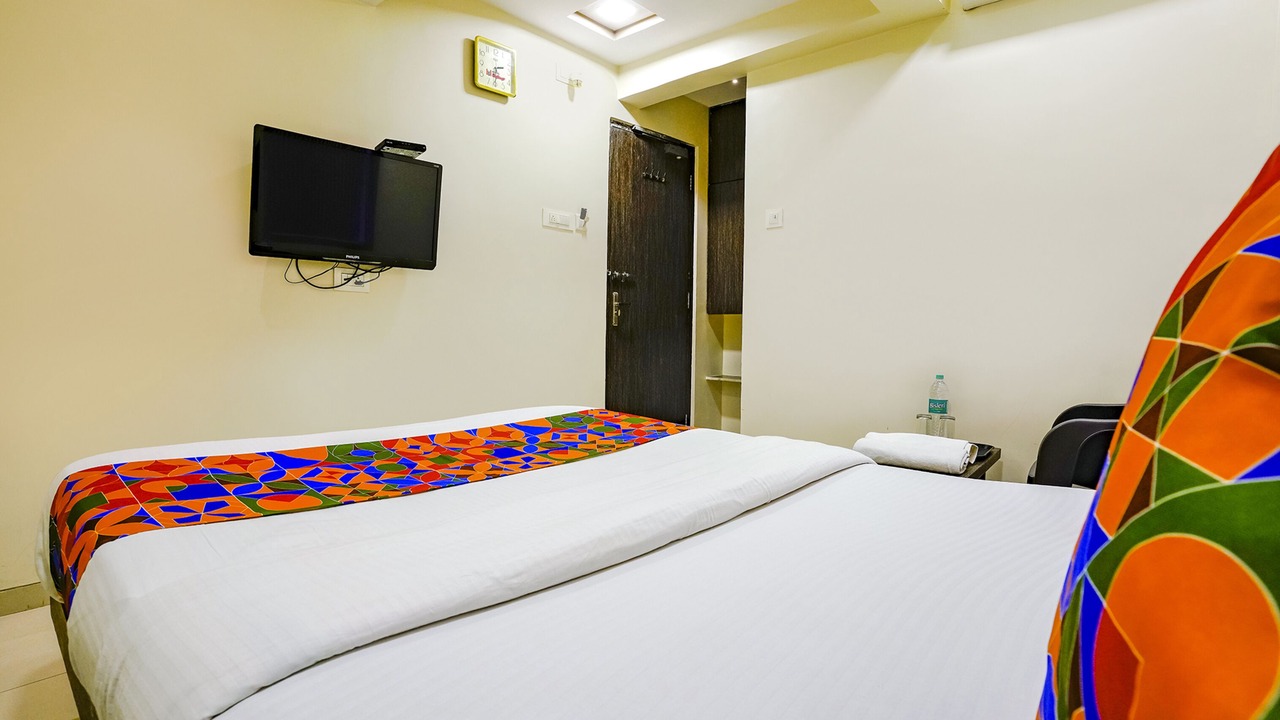 Photo of Bedroom in Malad East