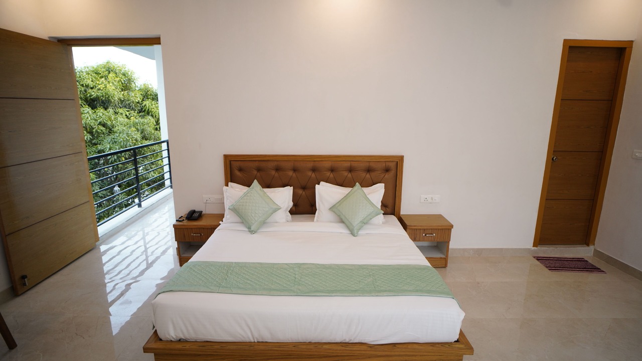 Photo of Bedroom in Ramnagar