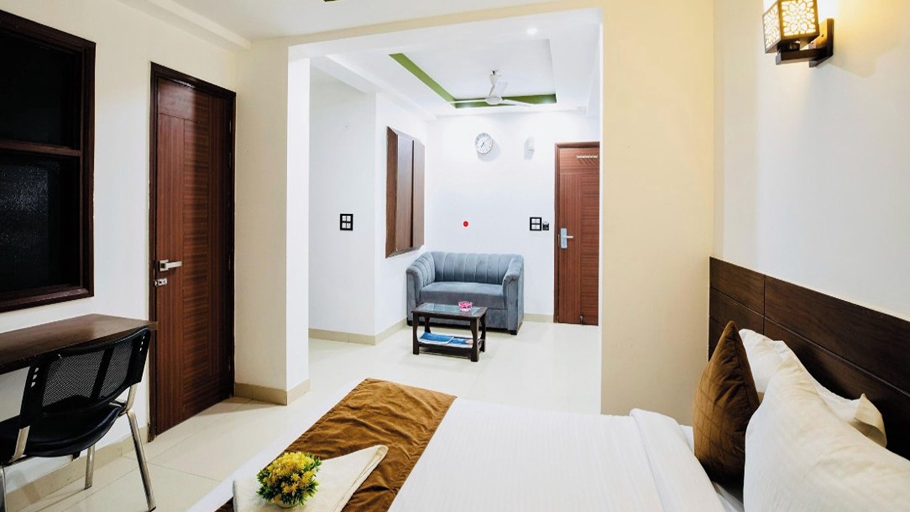 Photo of Bedroom in Jasola