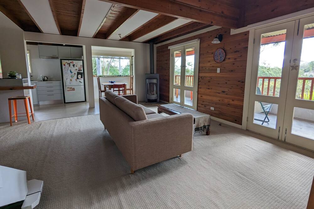 Photo of Livingroom in North Gosford