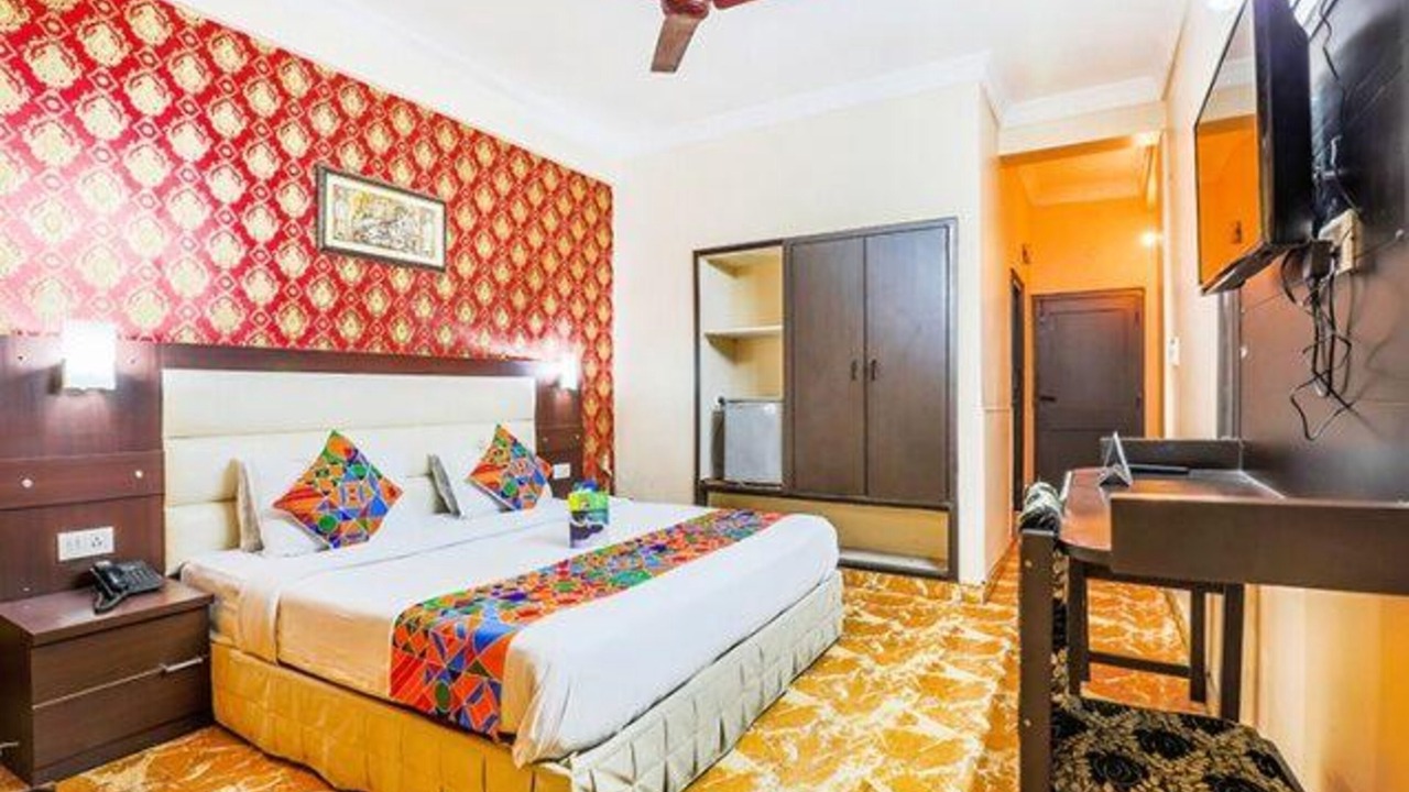 Photo of Bedroom in Mayapur