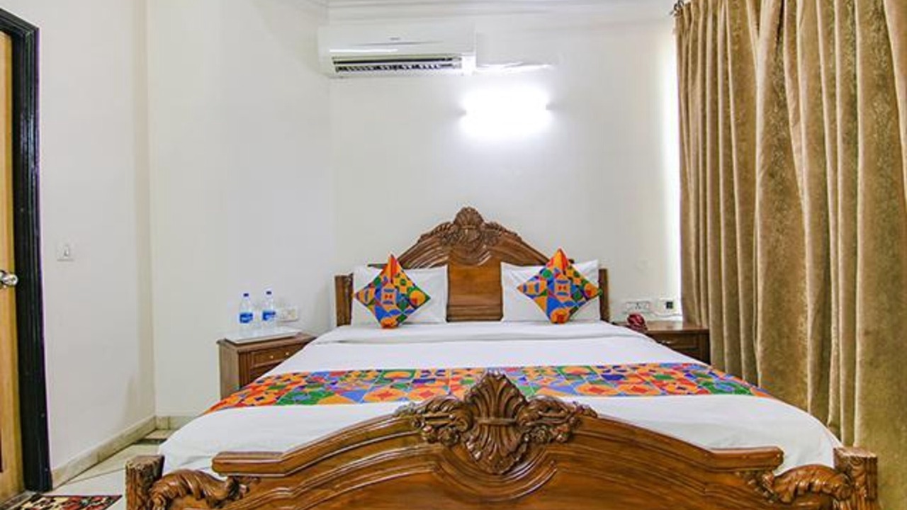 Photo of Bedroom in DLF Phase 3