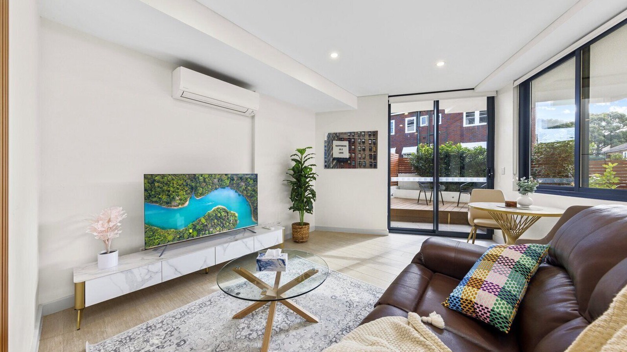 Photo of Livingroom in Ashfield
