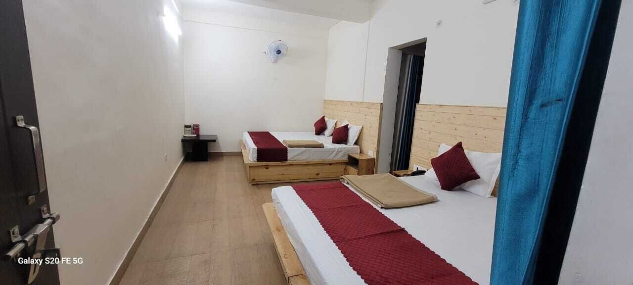 Photo of Bedroom in Kausani