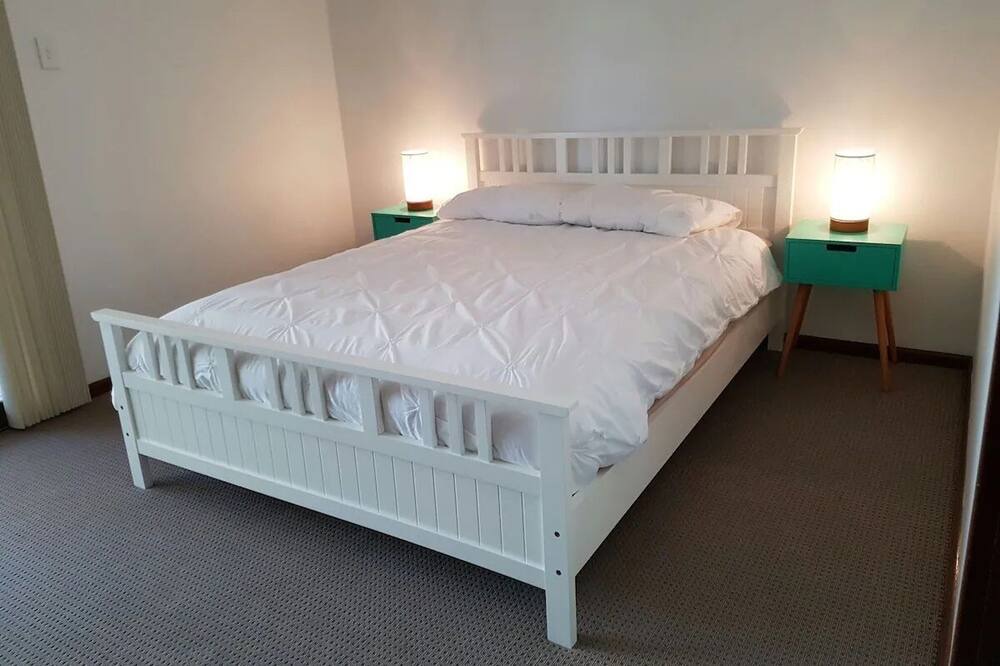 Photo of Bedroom in Lake Macquarie City Council