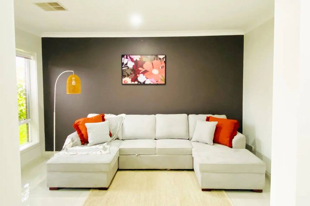 Photo of Livingroom in Kellyville
