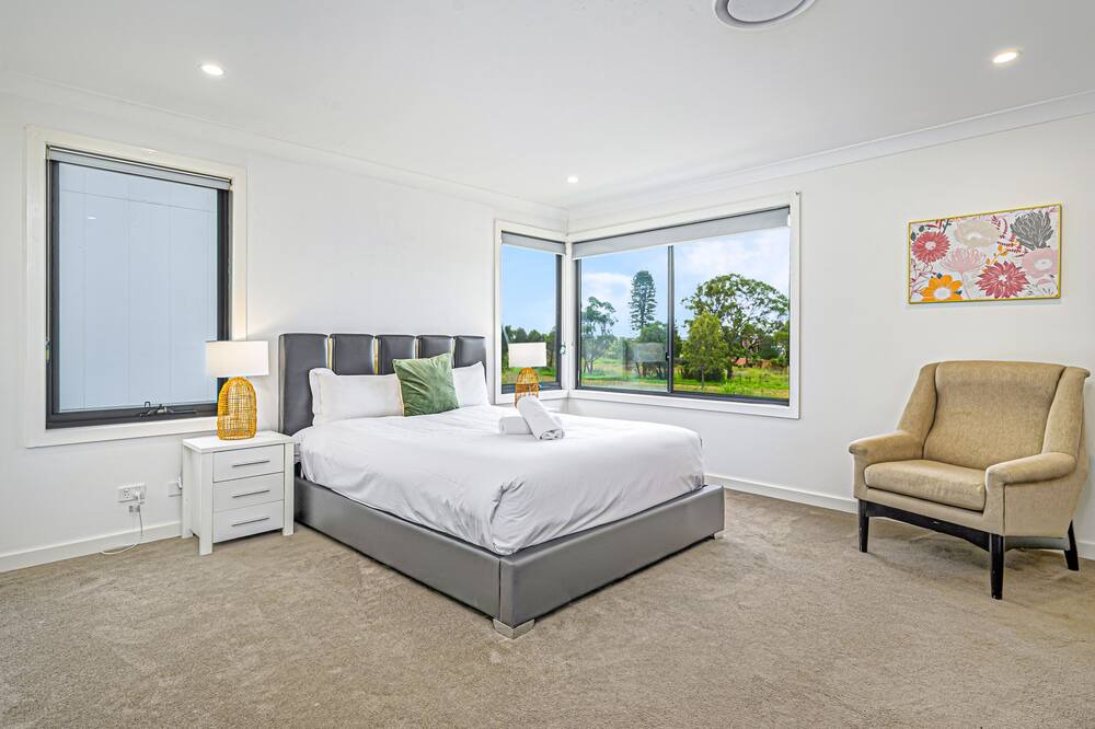 Photo of Bedroom in Catherine Field