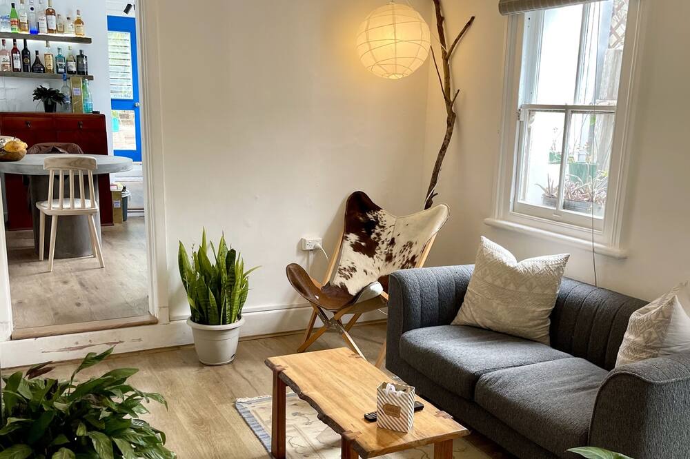 Photo of Livingroom in Annandale