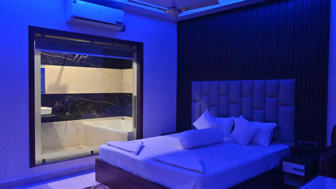 Photo of Bedroom in Mandarmani