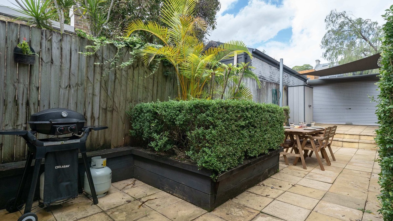 Photo of Outdoor in Annandale