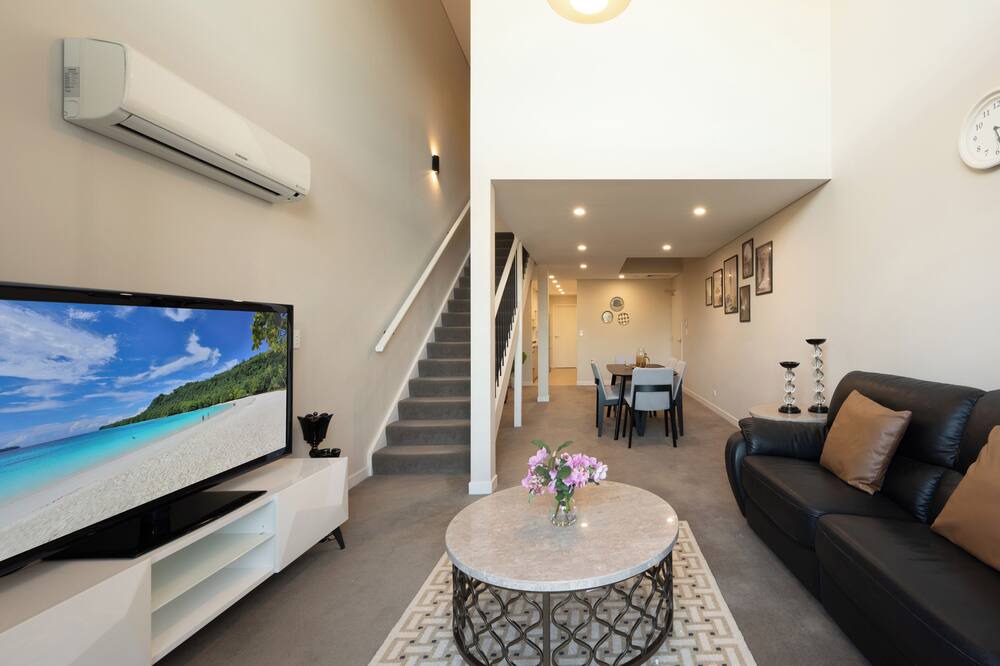 Photo of Livingroom in Waitara