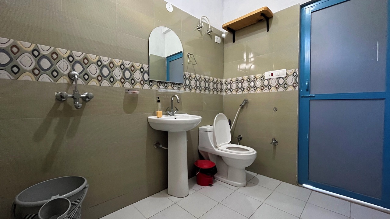 Photo of Bathroom in Gunehr