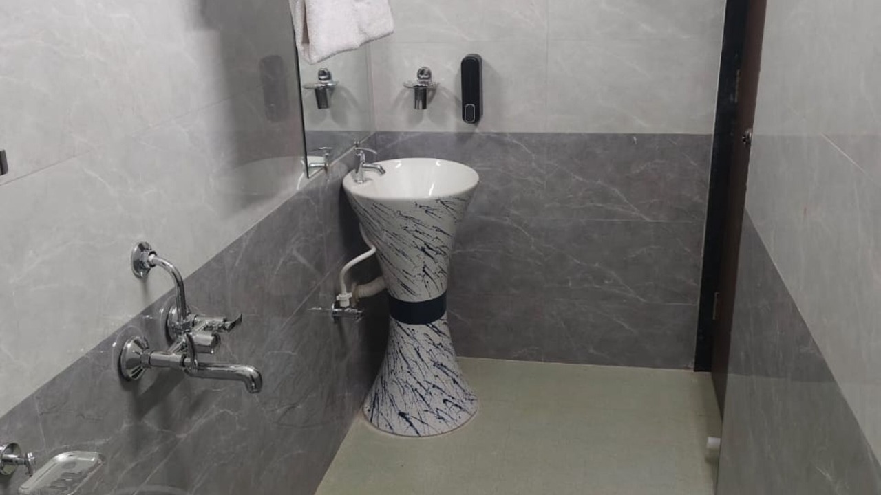 Photo of Bathroom in Murud-Harnai