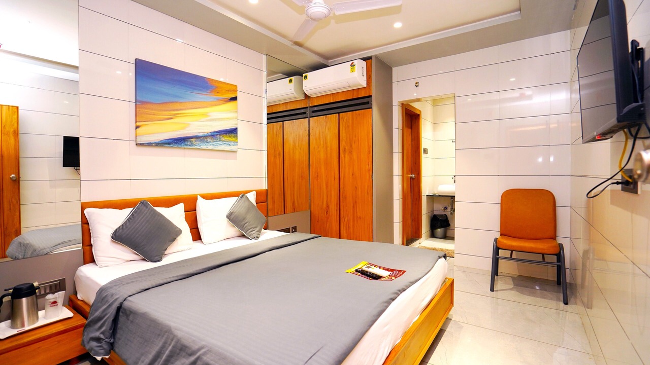 Photo of Bedroom in Rajkot