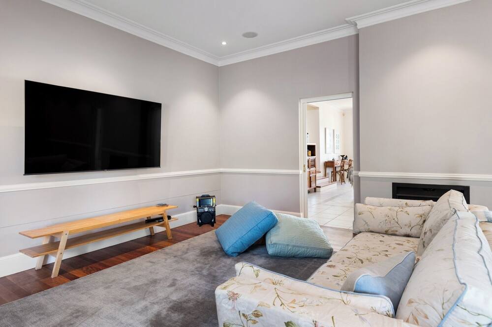 Photo of Livingroom in Terrey Hills