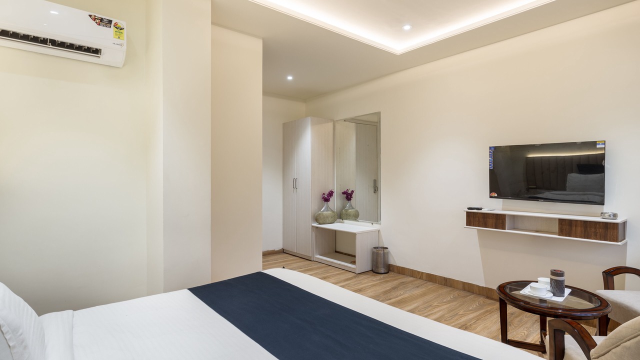 Photo of Bedroom in Bhopal