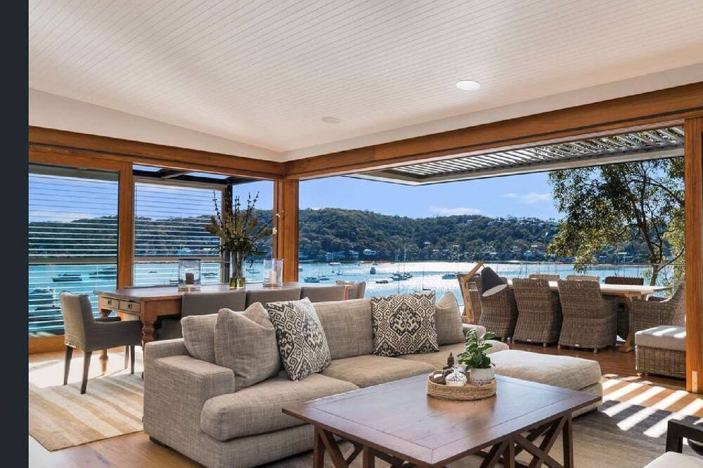 Photo of Others in Avalon Beach