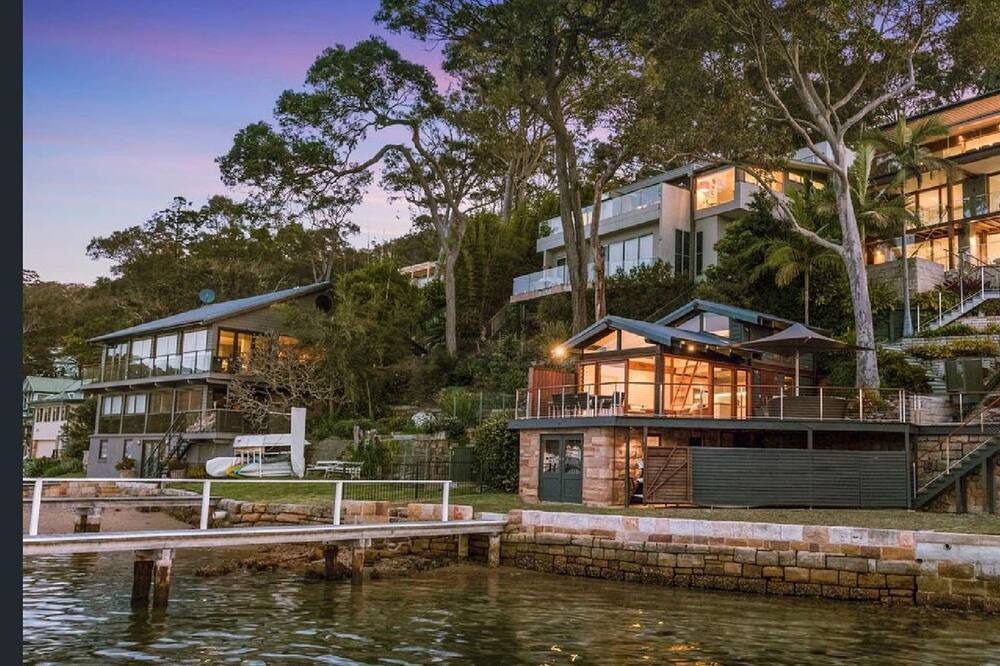 Photo of Others in Avalon Beach
