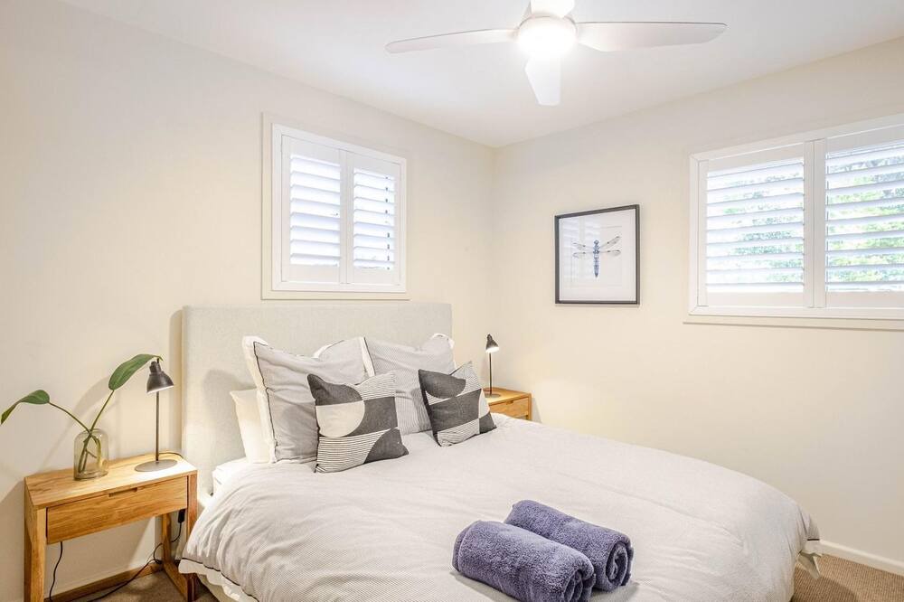 Photo of Bedroom in Macmasters Beach