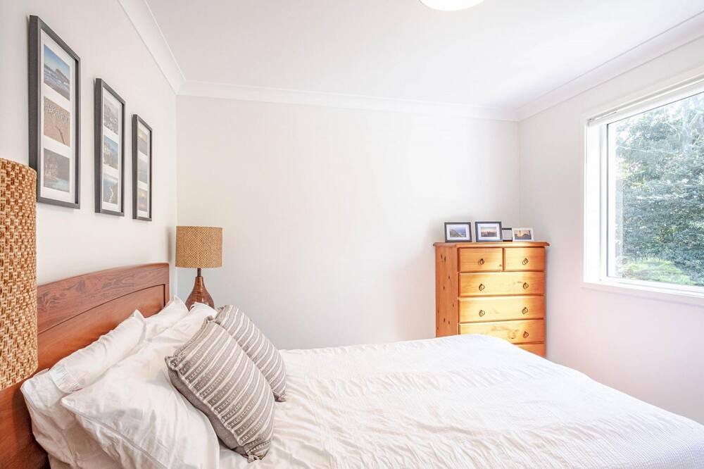 Photo of Bedroom in Macmasters Beach