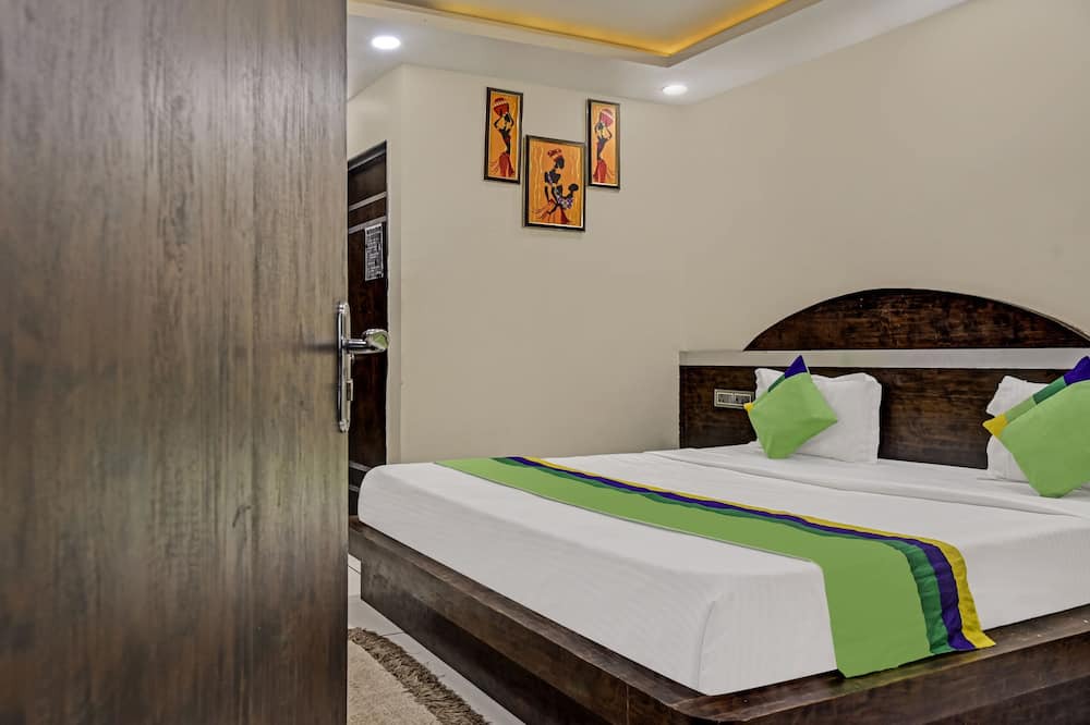 Photo of Bedroom in Bhopal