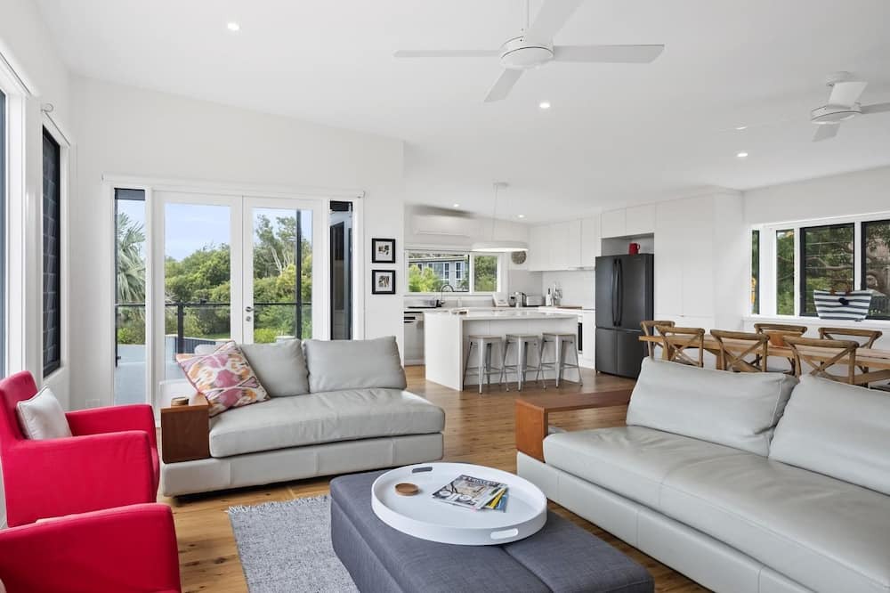 Photo of Livingroom in Killcare Heights