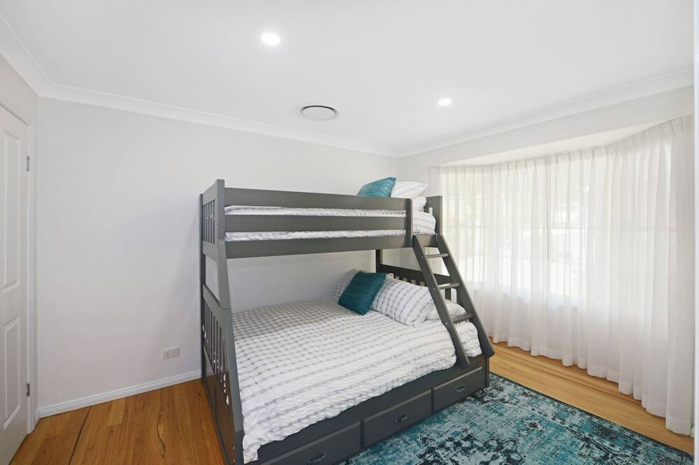 Photo of Bedroom in Avoca Beach