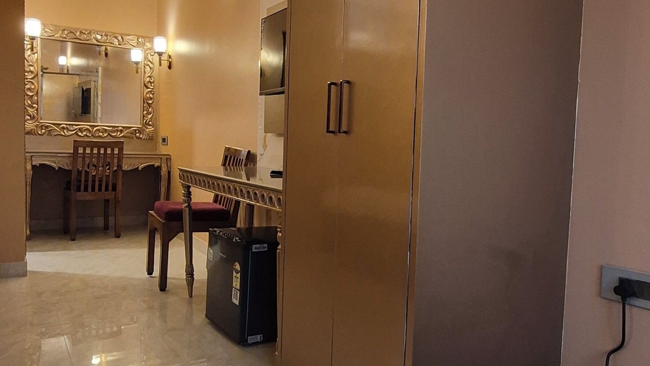 Photo of Bedroom in Taj Ganj