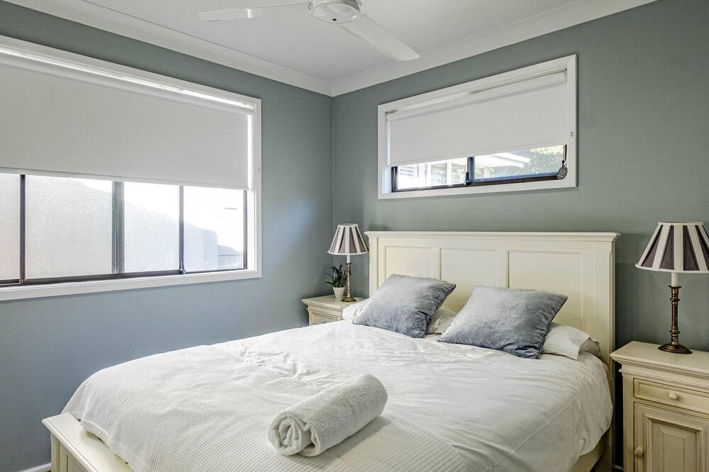 Photo of Bedroom in Pretty Beach Central Coast