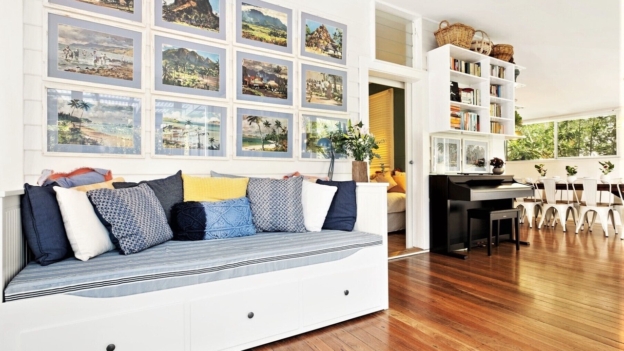 Photo of Livingroom in Macmasters Beach