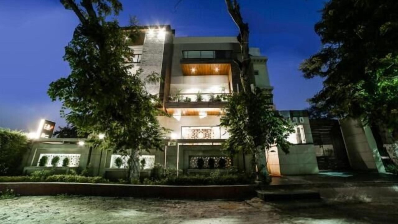 Photo of Outdoor in South City I