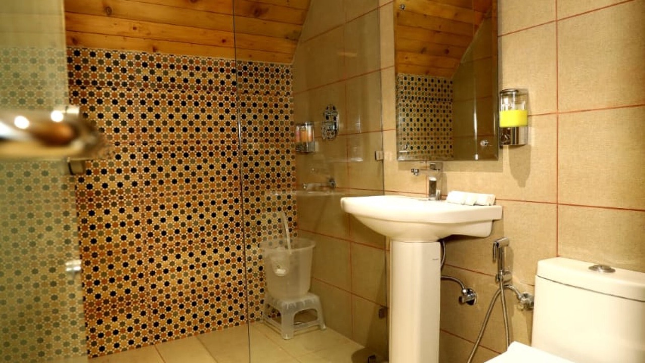 Photo of Bathroom in Kandaghat