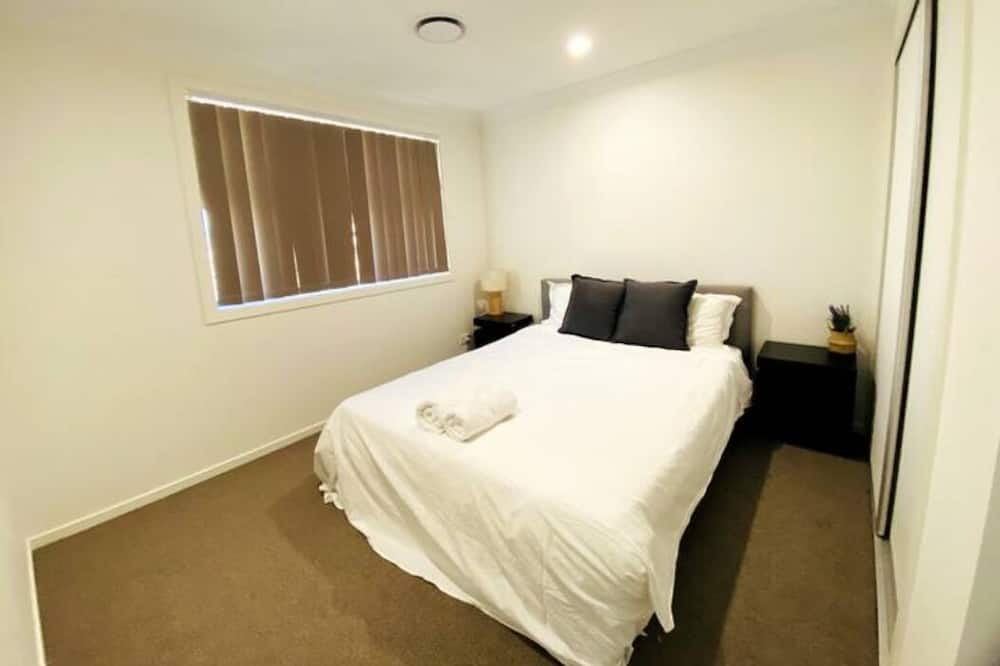 Photo of Bedroom in Beaumont Hills