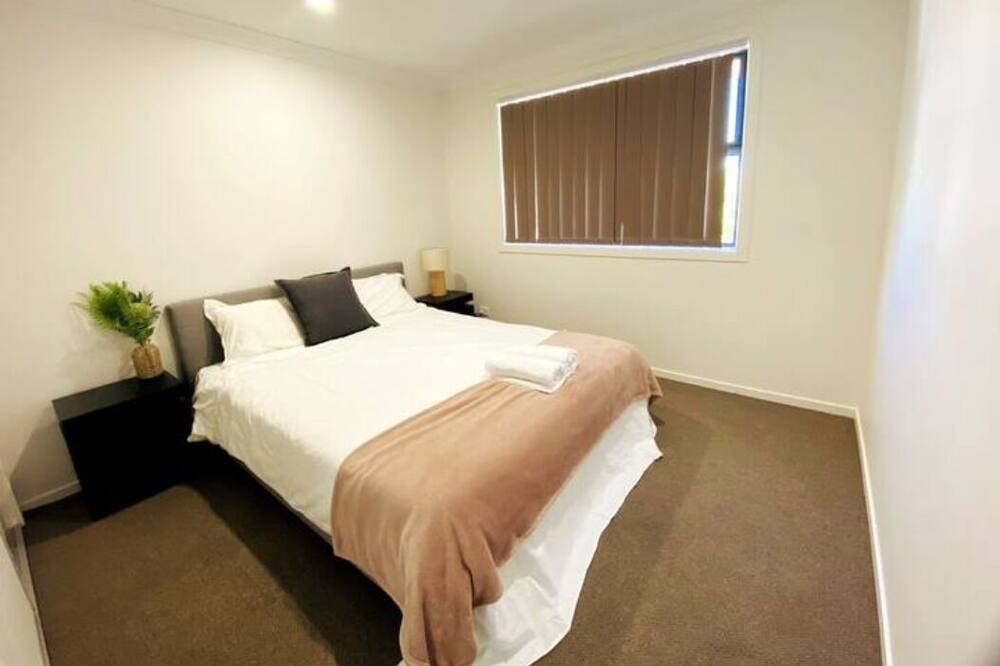 Photo of Bedroom in Beaumont Hills