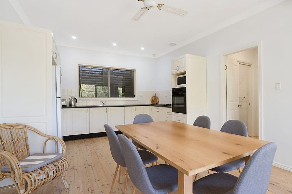 Photo of Kitchen in Pretty Beach Central Coast